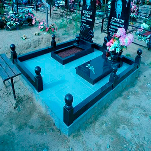 Памятник на могилу