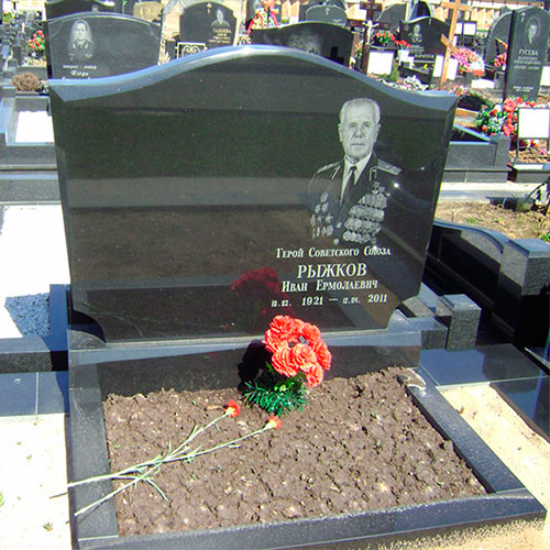 Установкая памятников фото