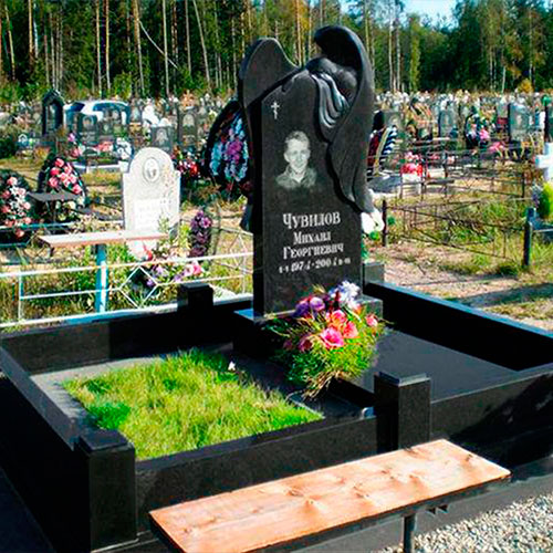 Гранитный памятник